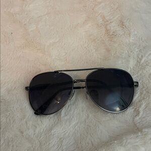 Stylish Black Aviator Sunglasses